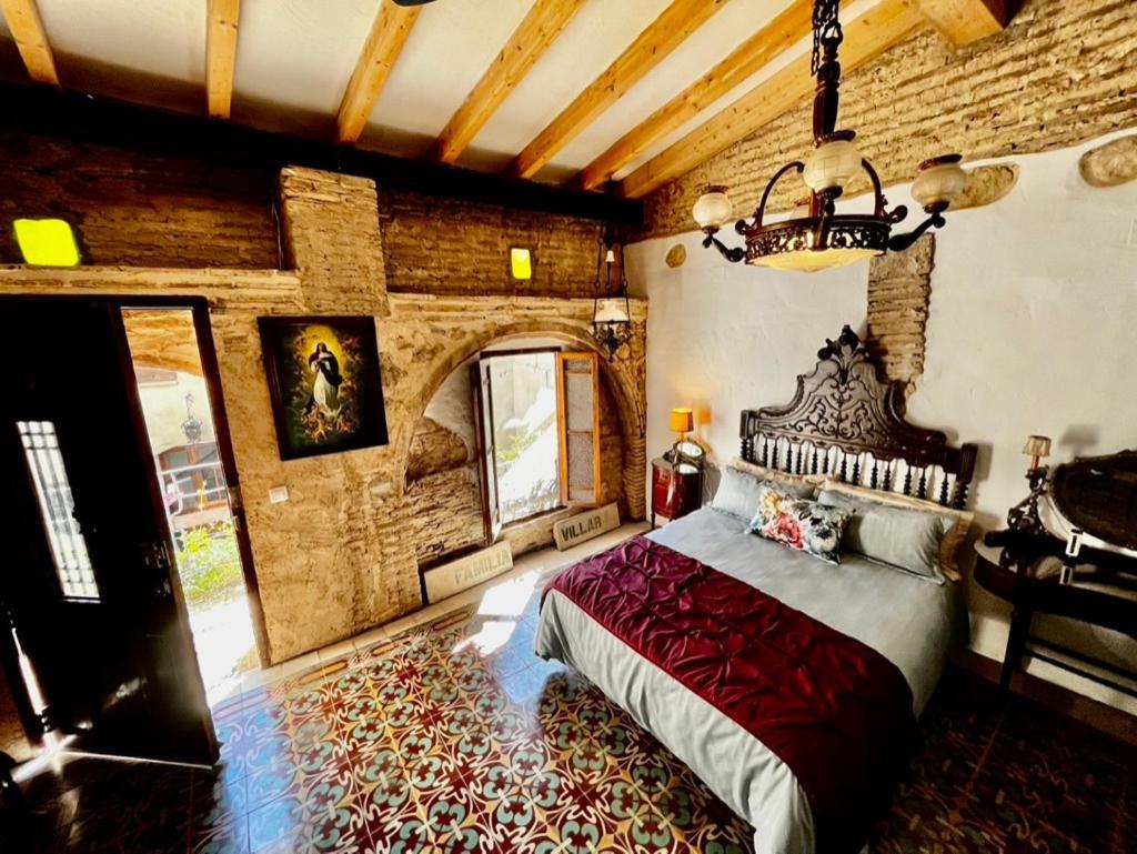 Oliva Courtyard Guesthouse Bagian luar foto